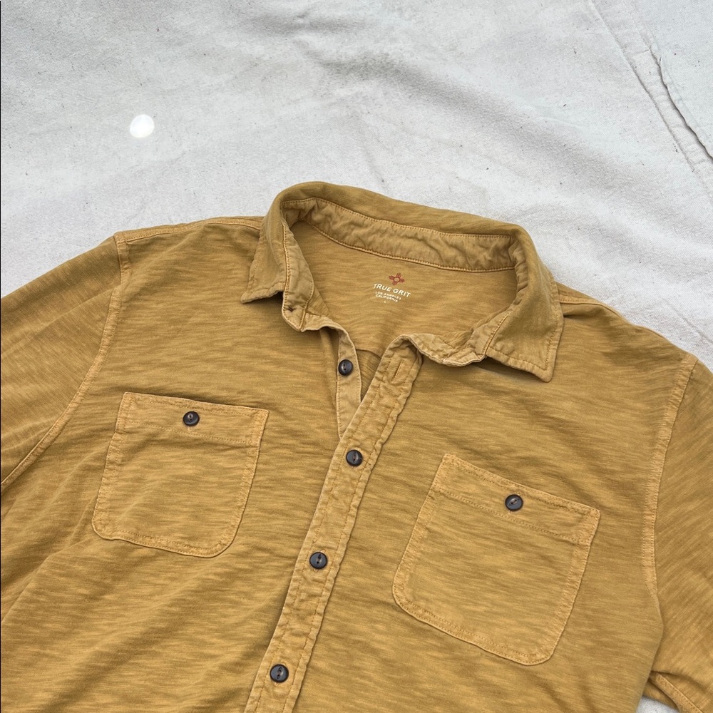 True Grit Men's Mustard Button-Down Casual Shirt